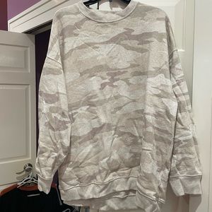 american eagle crew neck